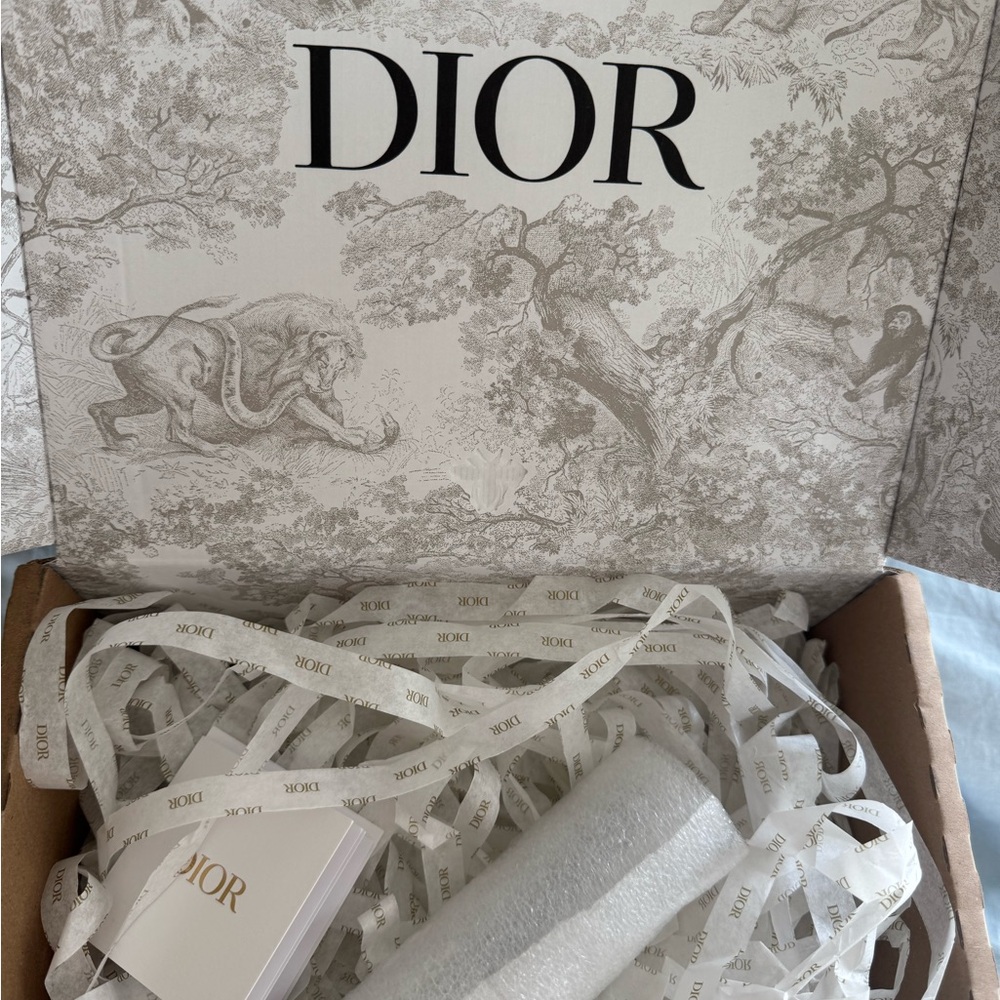 Dior Backstage Blush Brush N°16 - Picture 3 of 3